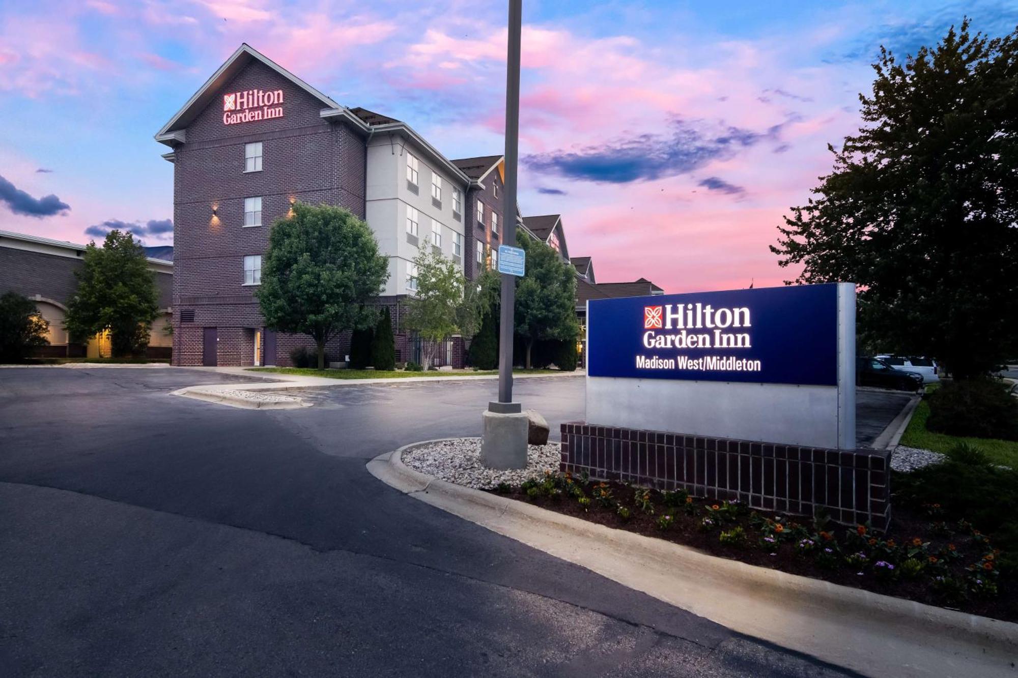 Hilton Garden Inn Madison West/Middleton Esterno foto